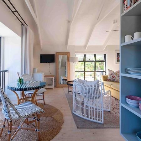 African Flame Apartment クニスナ エクステリア 写真