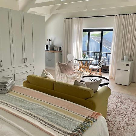 African Flame Apartment クニスナ エクステリア 写真