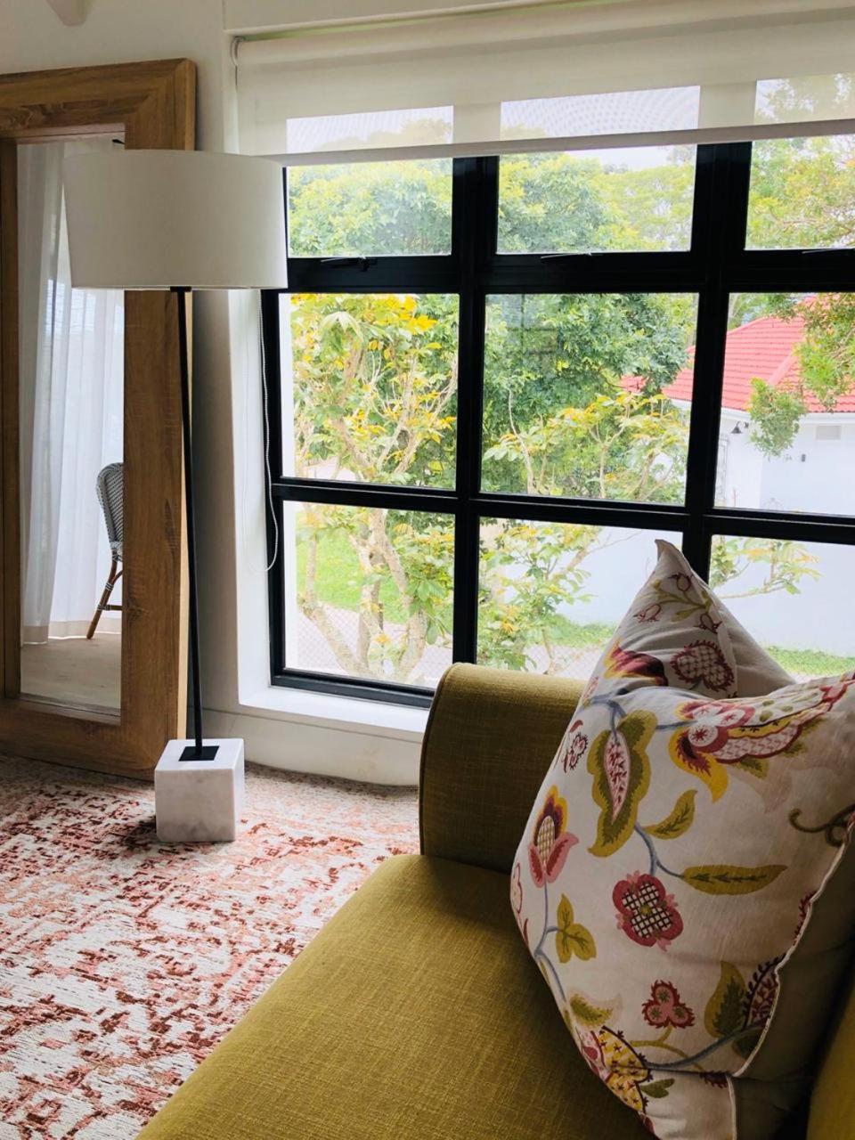 African Flame Apartment クニスナ エクステリア 写真